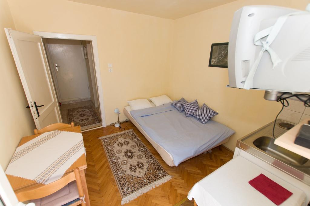 Studios Jakov Makarska Exterior foto